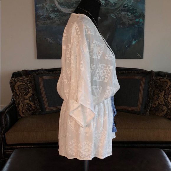 Patterned White Romper - Picture 4 of 8